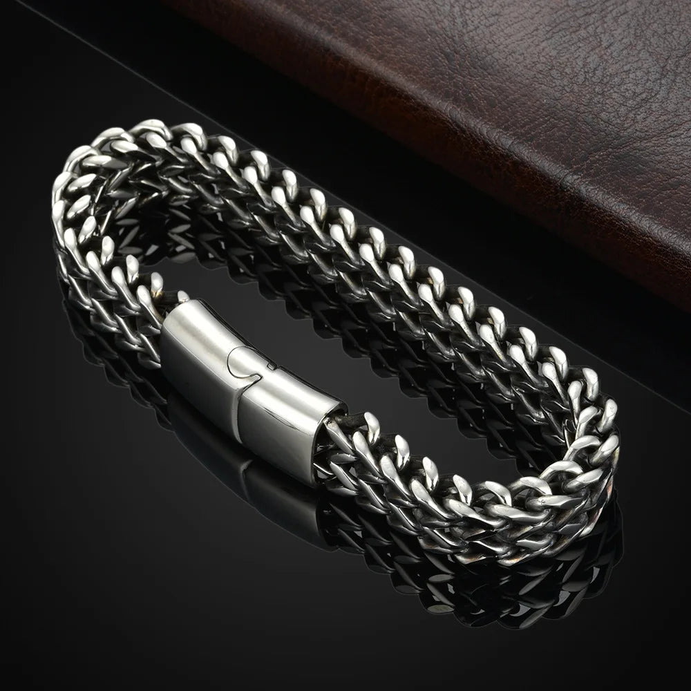 Geflochtenes Magnetarmband aus Edelstahl – Doppelreihe mit Fischschuppen-Design