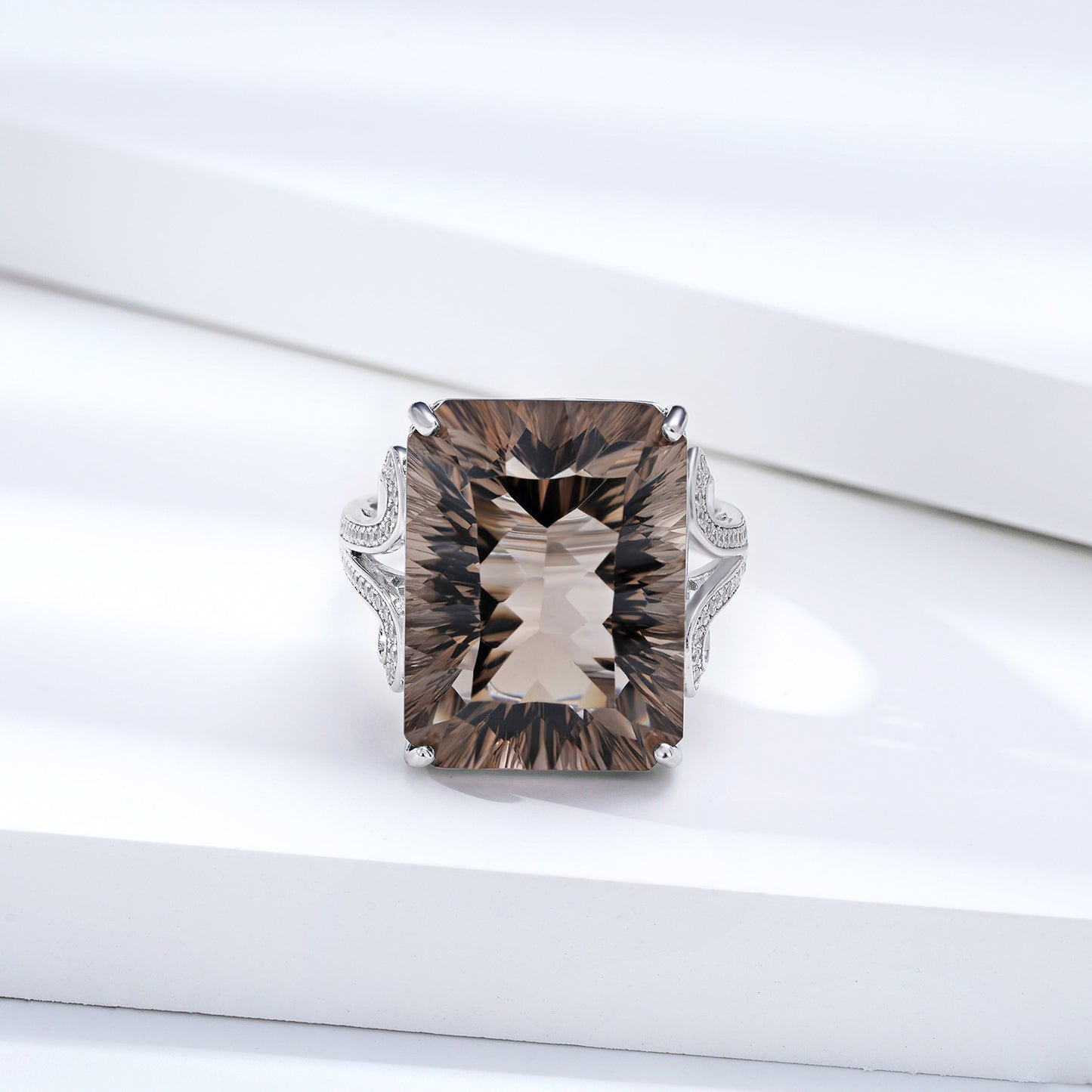 💎 „Natural Tea Crystal Ring – Geometrischer quadratischer Rauchquarzring aus 925er Silber“