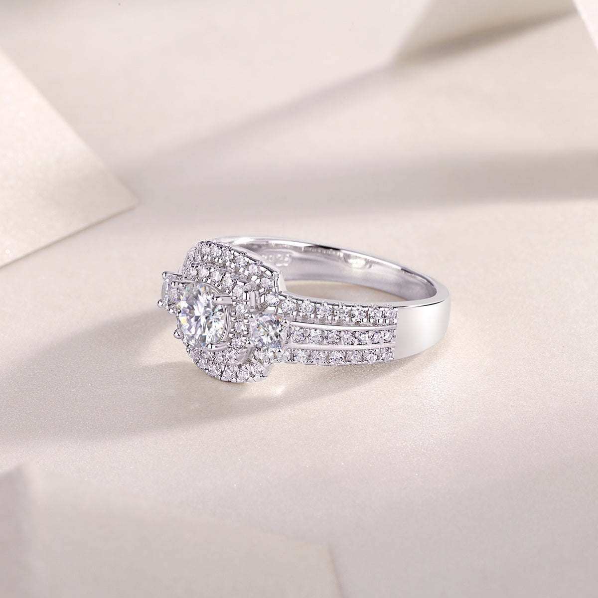 💎 „Afternoon in the Gobi“ – Stilvolles Luxus-Schmuck-Set mit ½ Karatt Moissanite, S925 Sterlingsilber & Platin-Plattierung